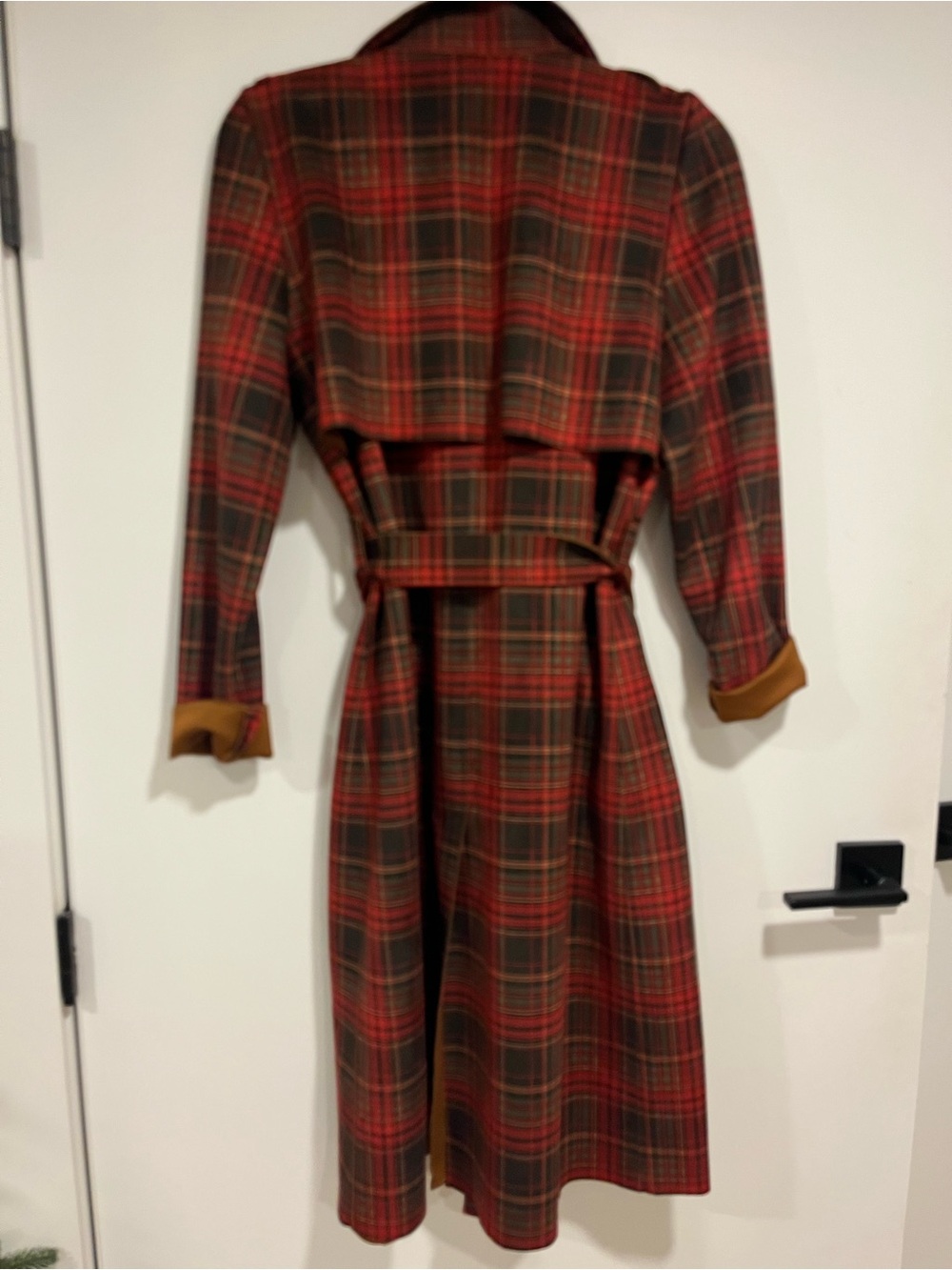 Nygard Red Plaid Trench Coat with Contrast Camel Collar - Picture 3 of 7